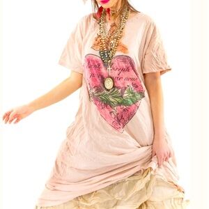 PRICE DROP! 🩷Magnolia Pearl💯Cotton Awaken Sleeping Heart Tee Dress OS